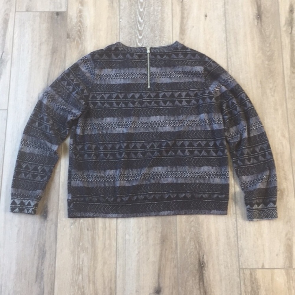 H&M Aztec Pull Over - Picture 5 of 8
